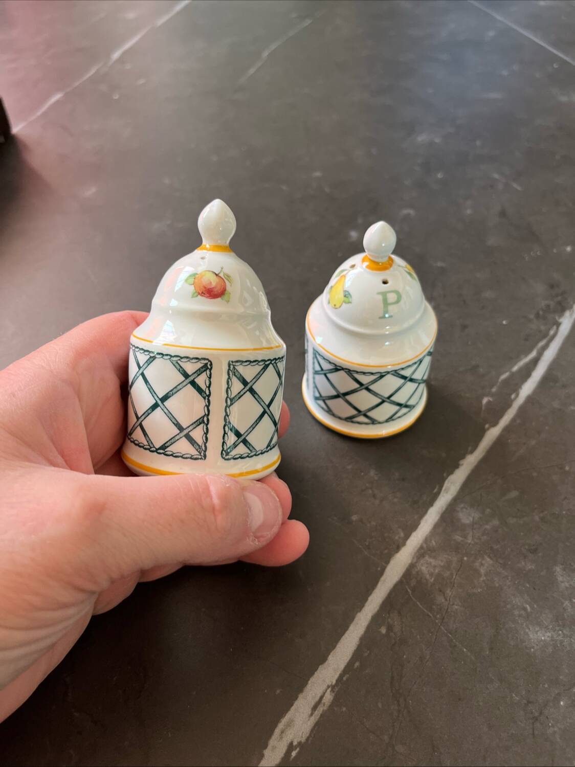 Villeroy and Boch ceramic salt and pepper set, Basket model