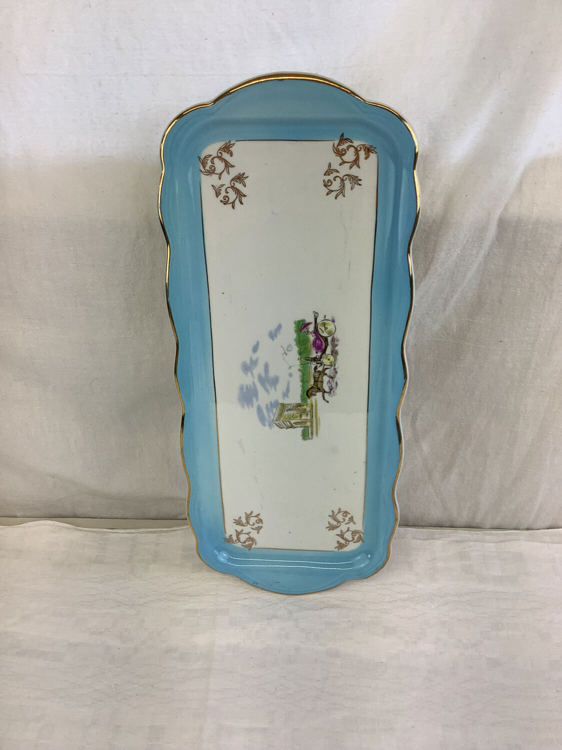 Porcelain cake dish France Badonviller