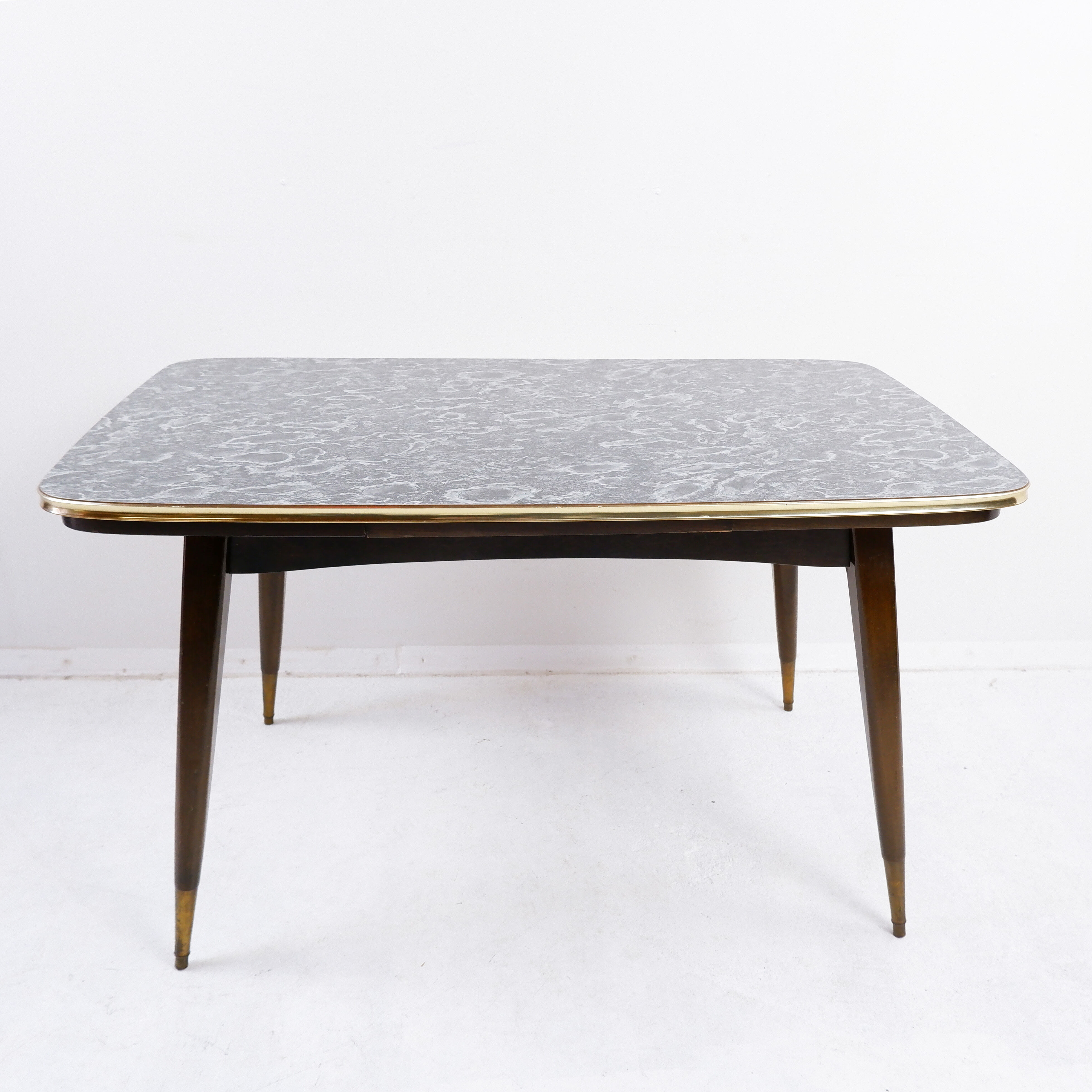 Dining table with extendable top, 1970s