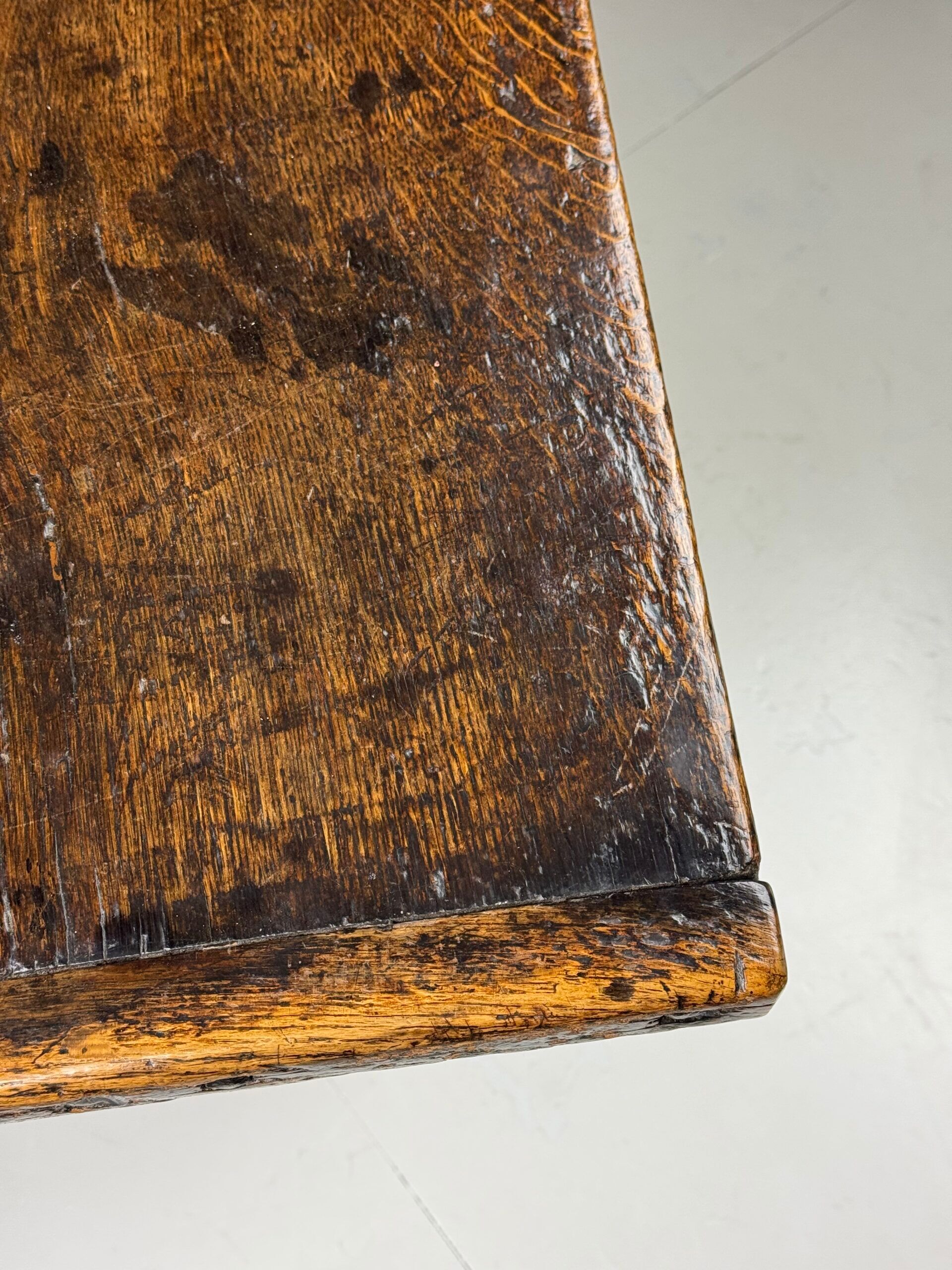 Refectory table 17th century