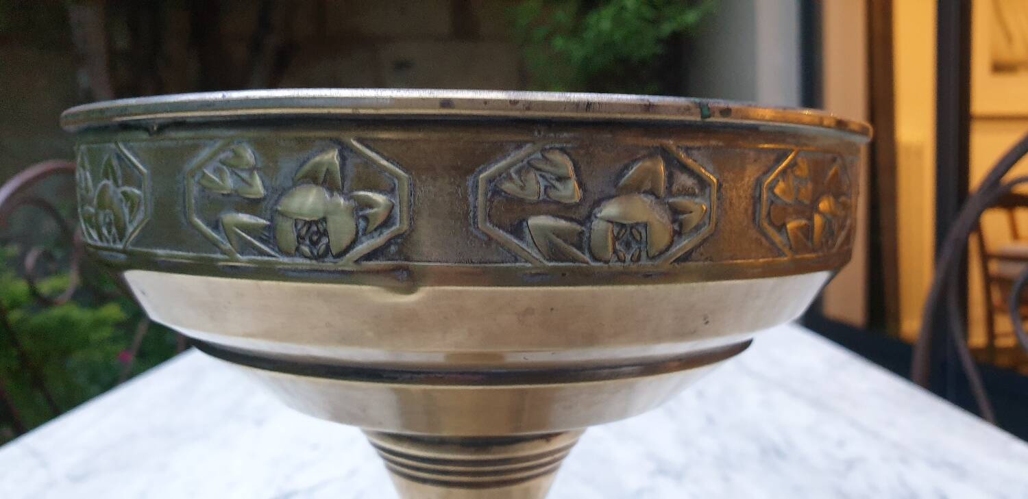 Brass fruit bowl