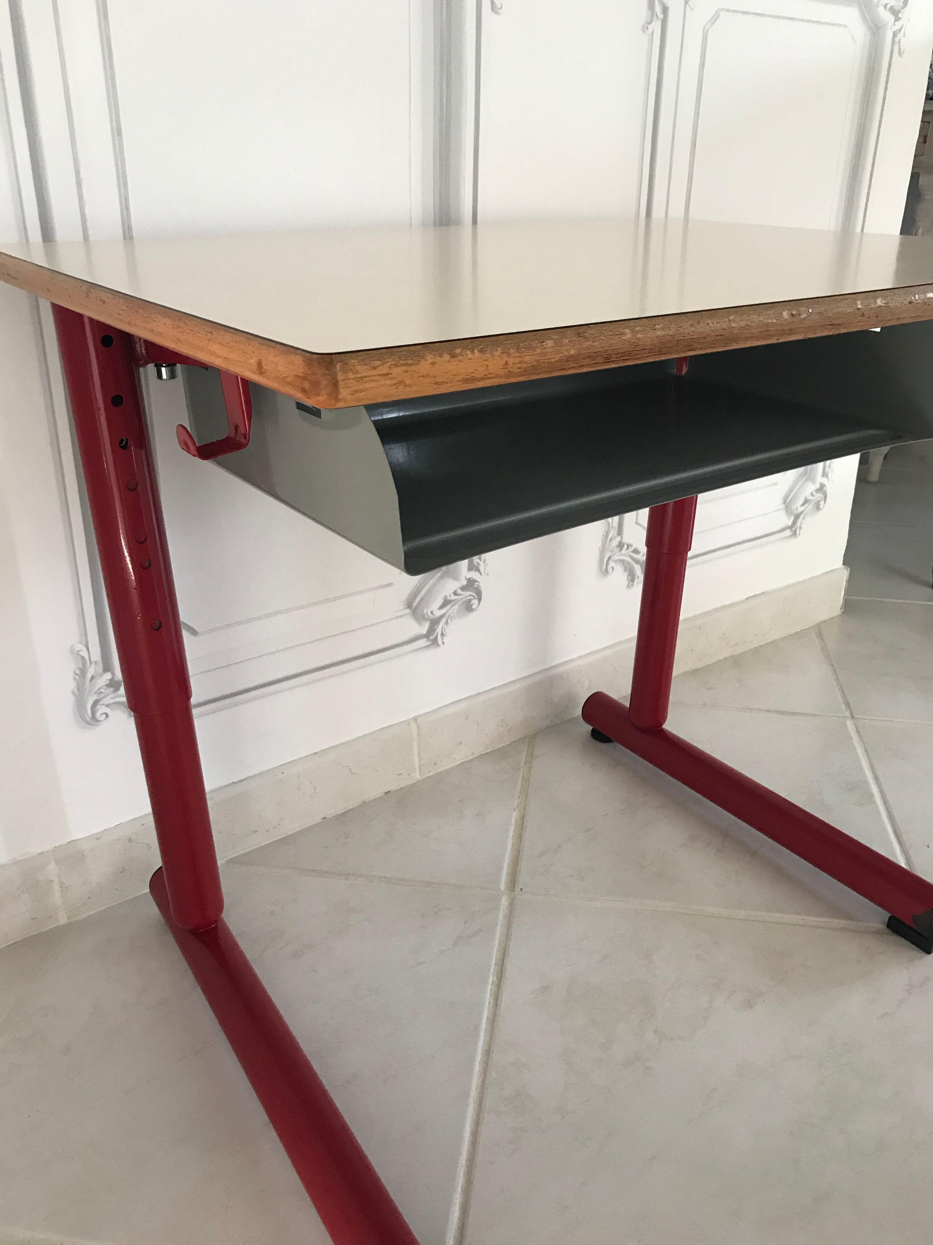 Schoolboy's desk 80s