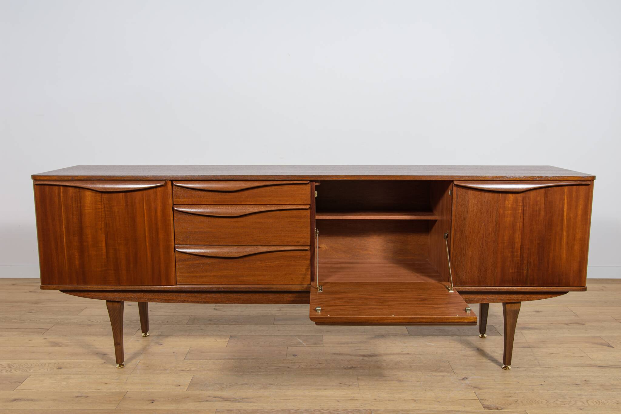 Mid-Century Teak Sideboard from Stonehill, United Knigdom, 1960s