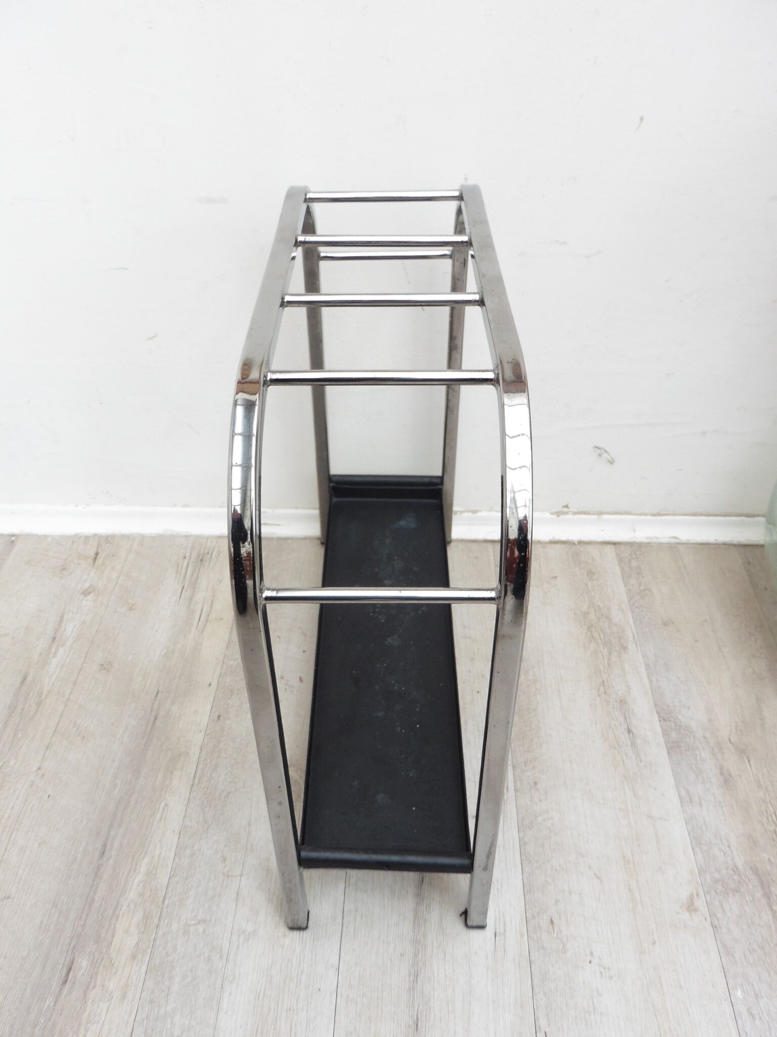 Door modernist umbrella