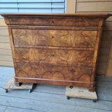 Antique chest of drawers