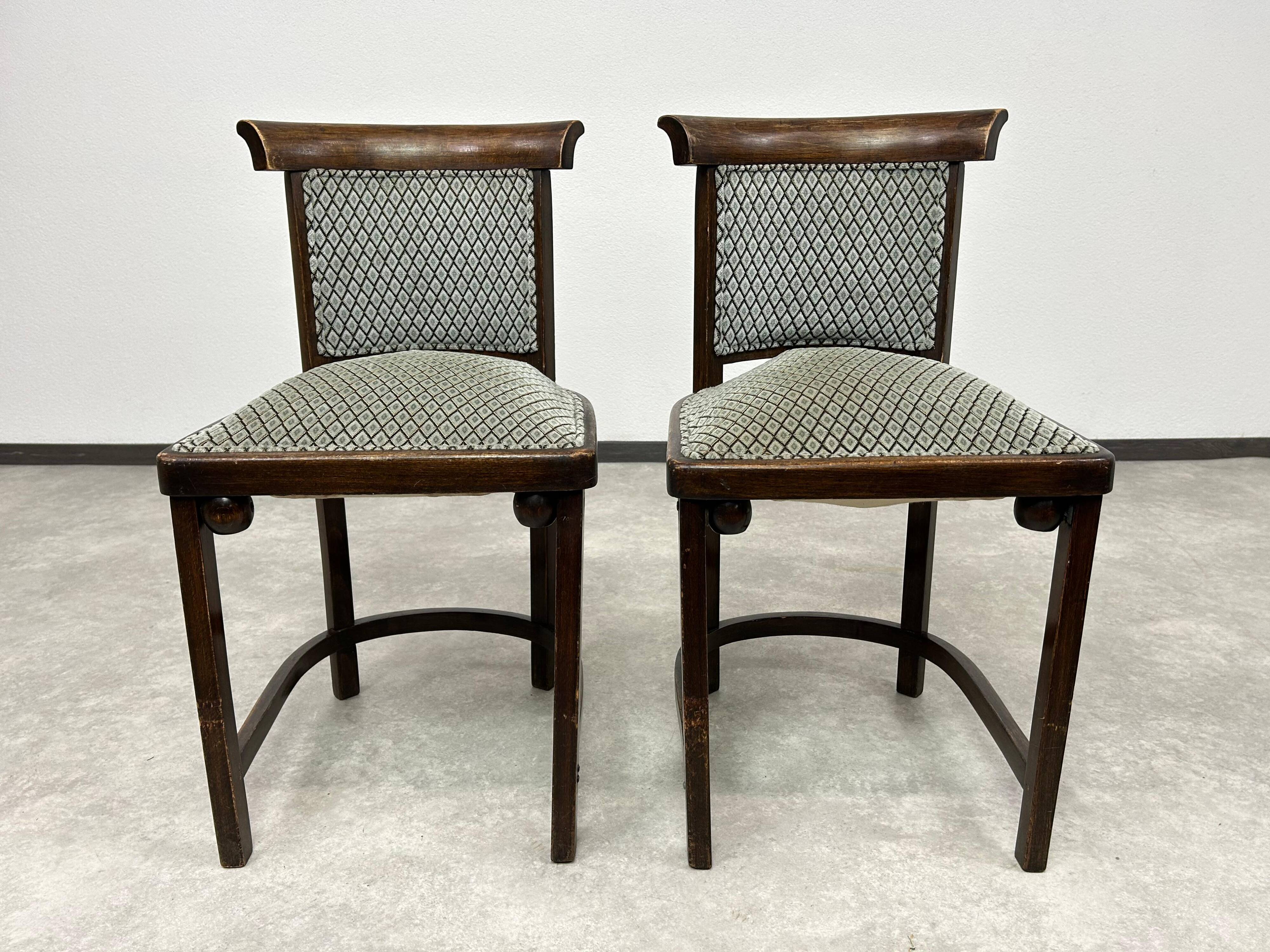 Bat Chairs no.423 by Josef Hoffmann
