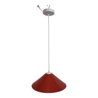 Vintage red sheet metal pendant light