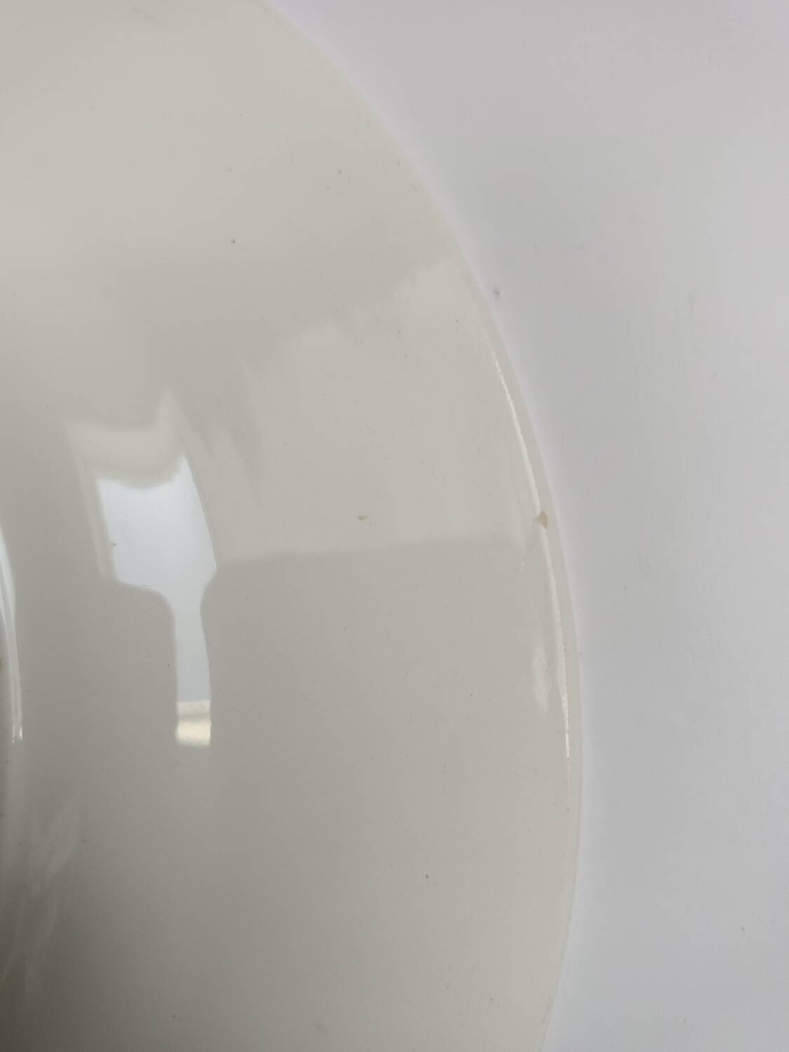 Saint Amand Monaco white and yellow dish