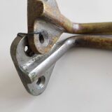 Bronze hooks