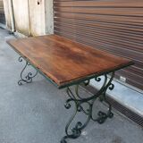 Rectangular table in wrought iron and wood
