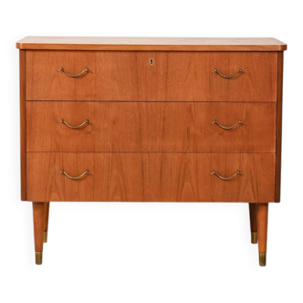 Scandinavian 1950s teak chest of drawers