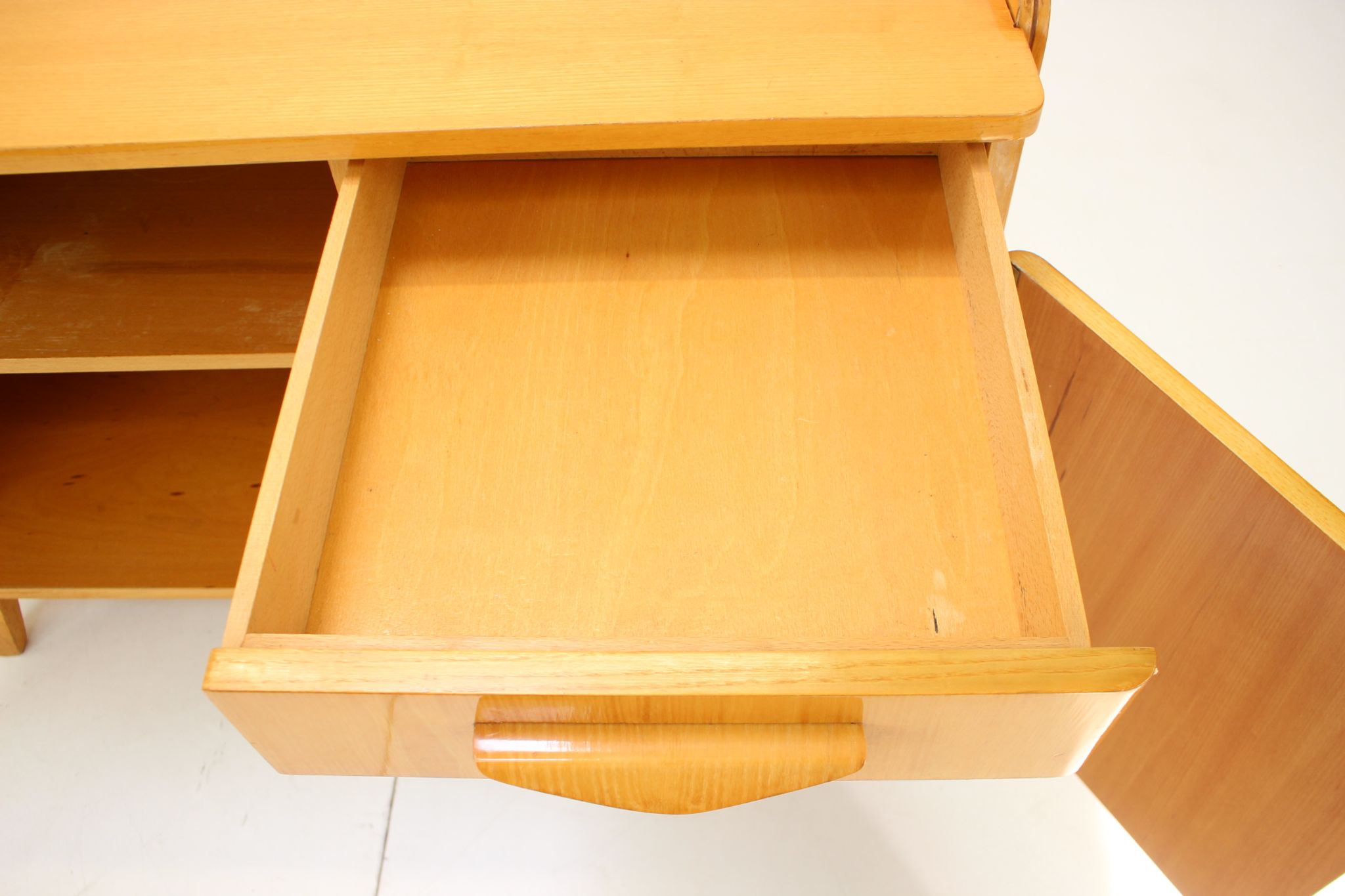 Buffet par Tatra Pravenec, Tchécoslovaquie des années 1970