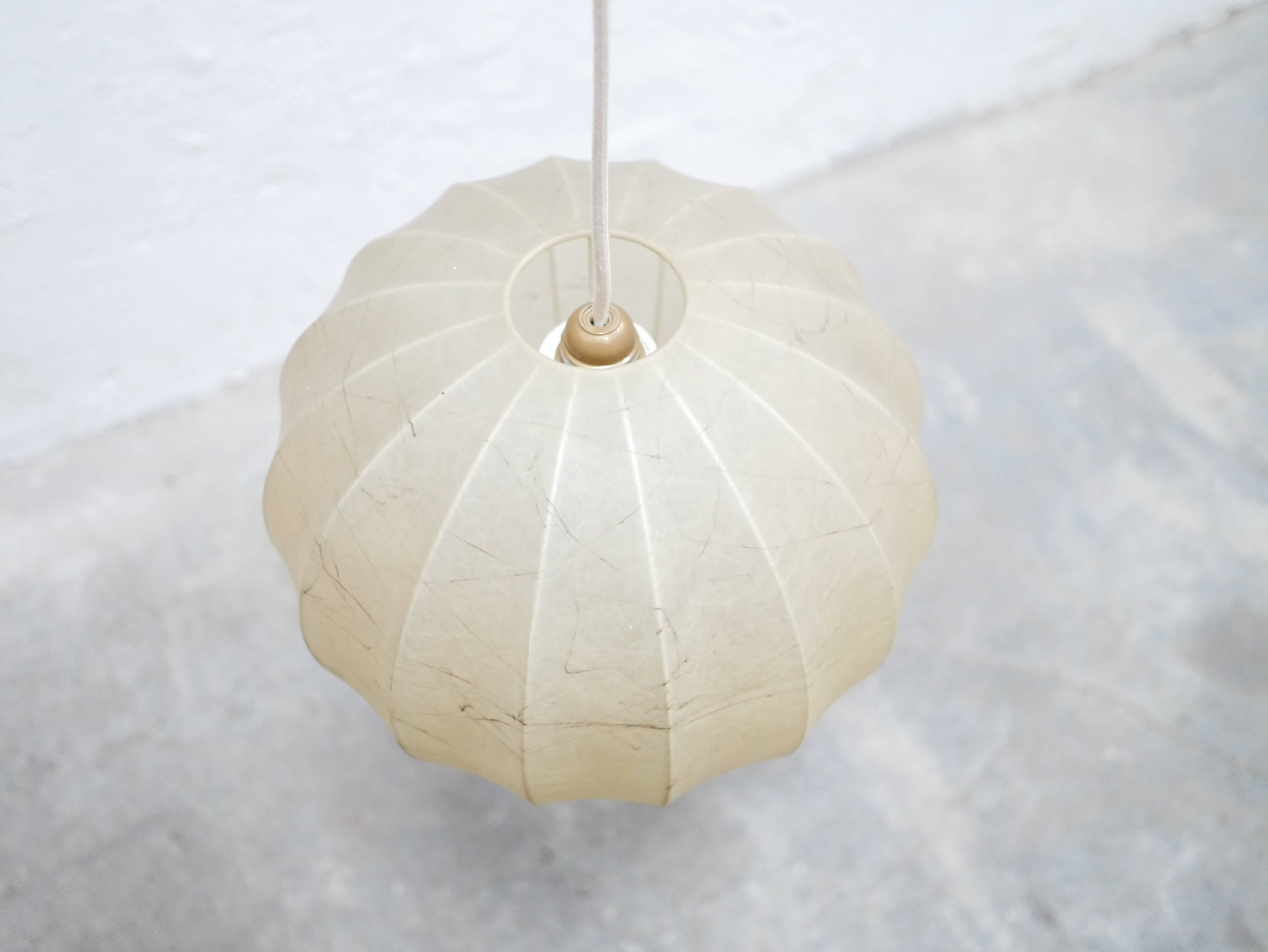 Suspension Cocoon vintage, Made in Italy