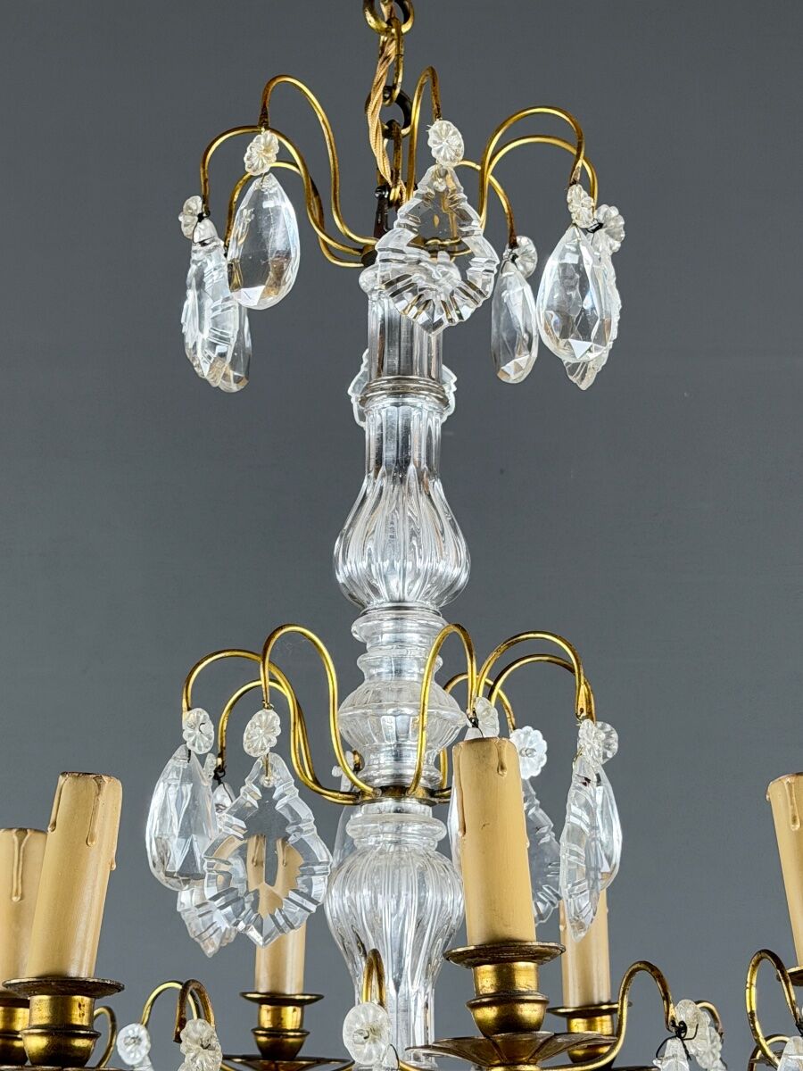 Louis XV style chandelier with pendants, 19th century