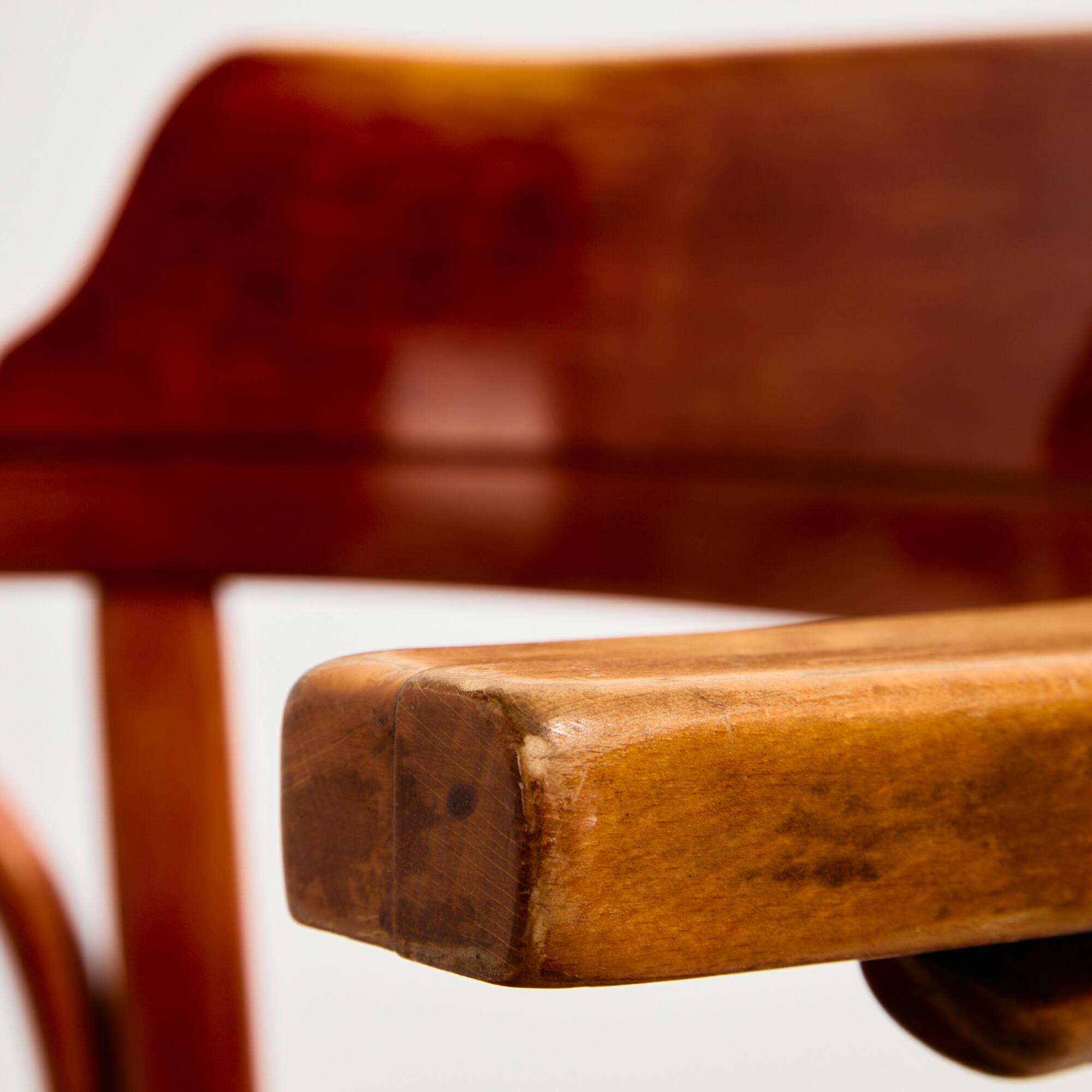 MK11207 Fauteuil en hêtre