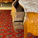 Chest of drawers Frying pan with floral decoration Louis XV style