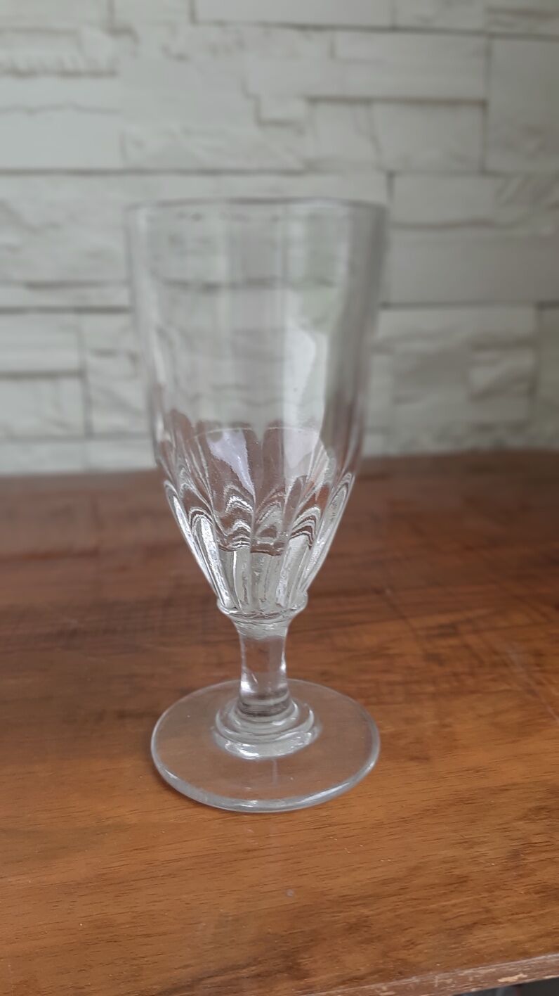 3 stemmed glasses