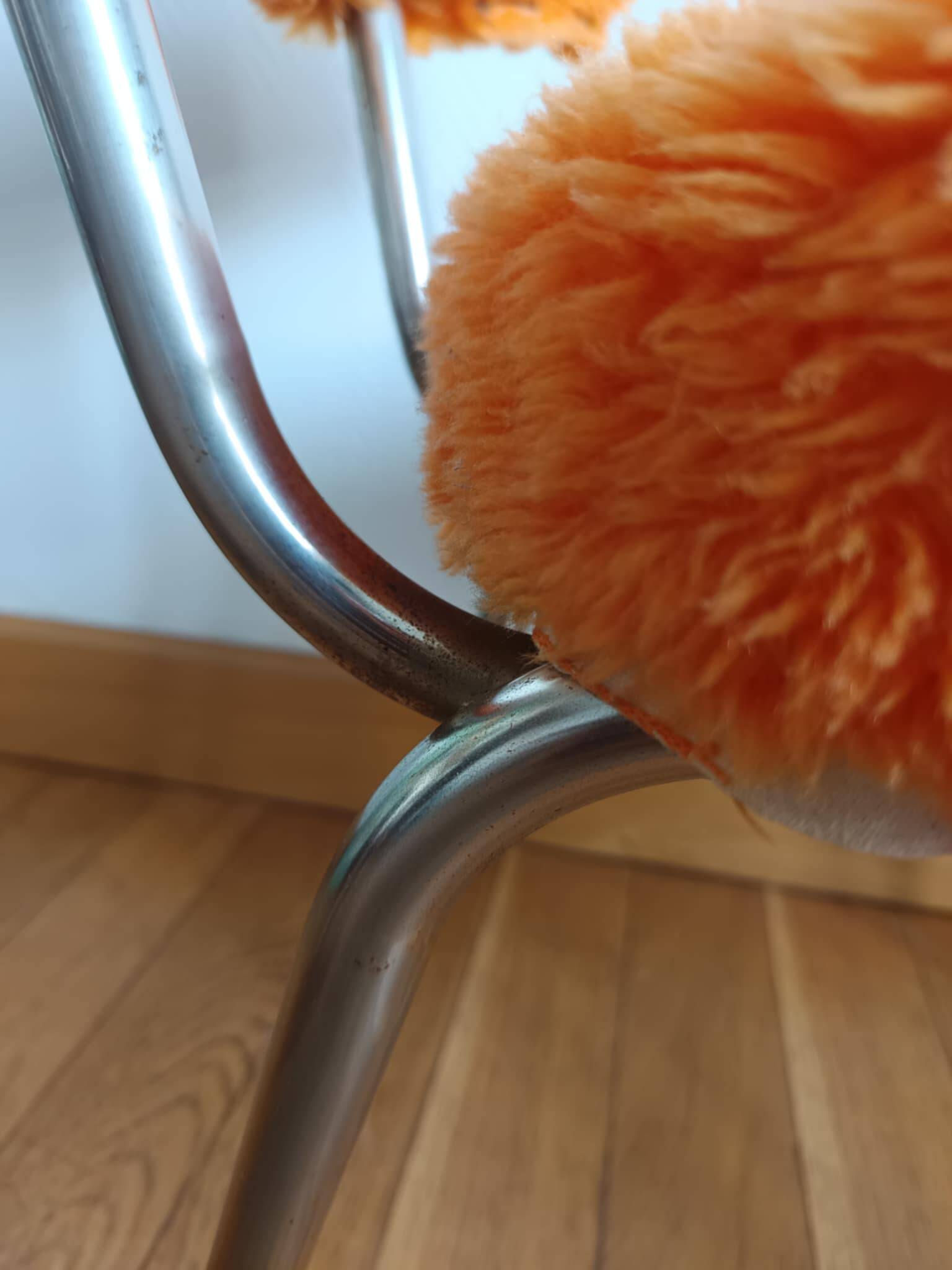 Pelfran orange fluffy chair
