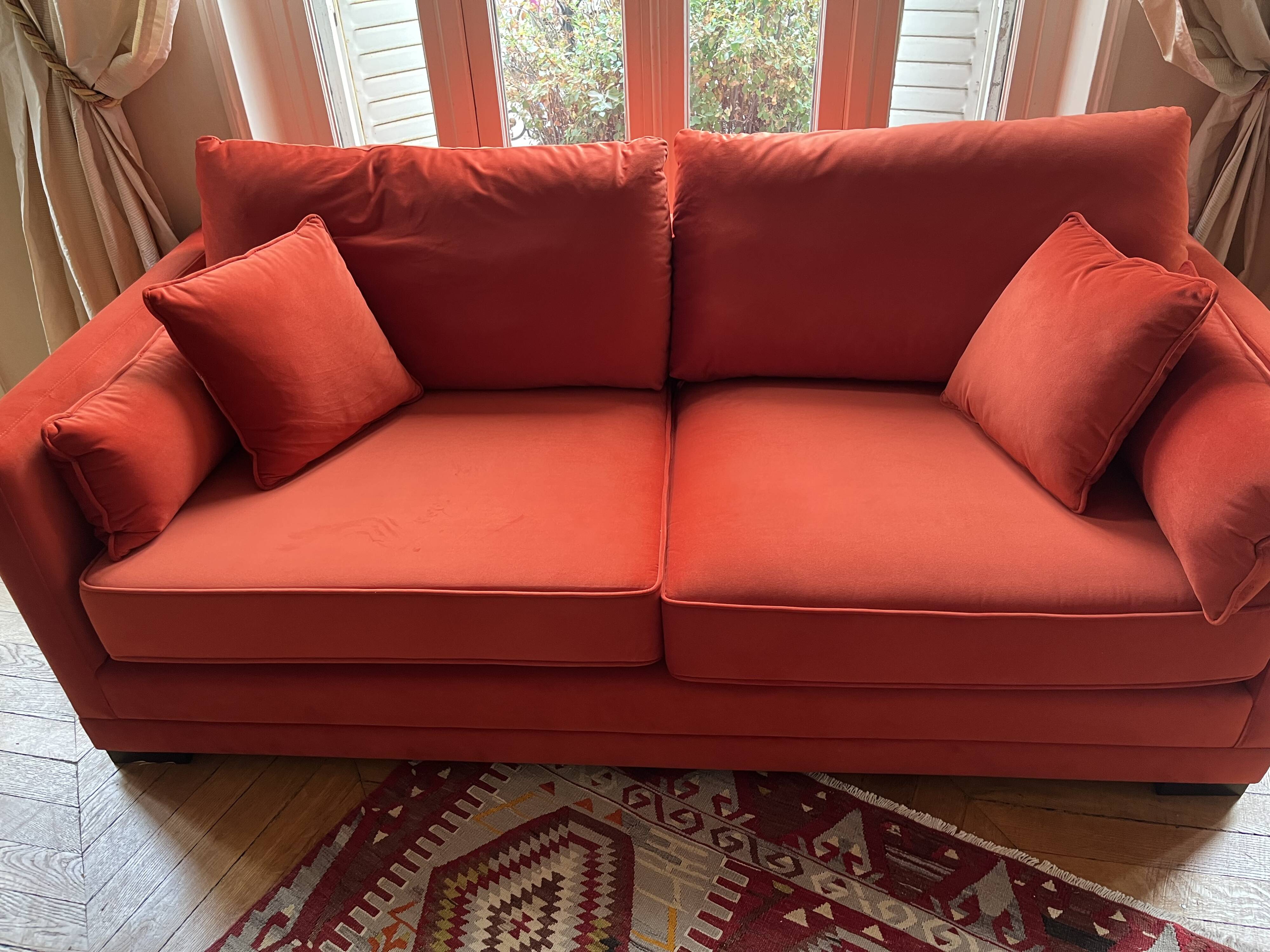 Fixed sofa