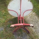 Veritable old-foot cast bistro table