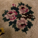 Round vintage wool rug 145cm