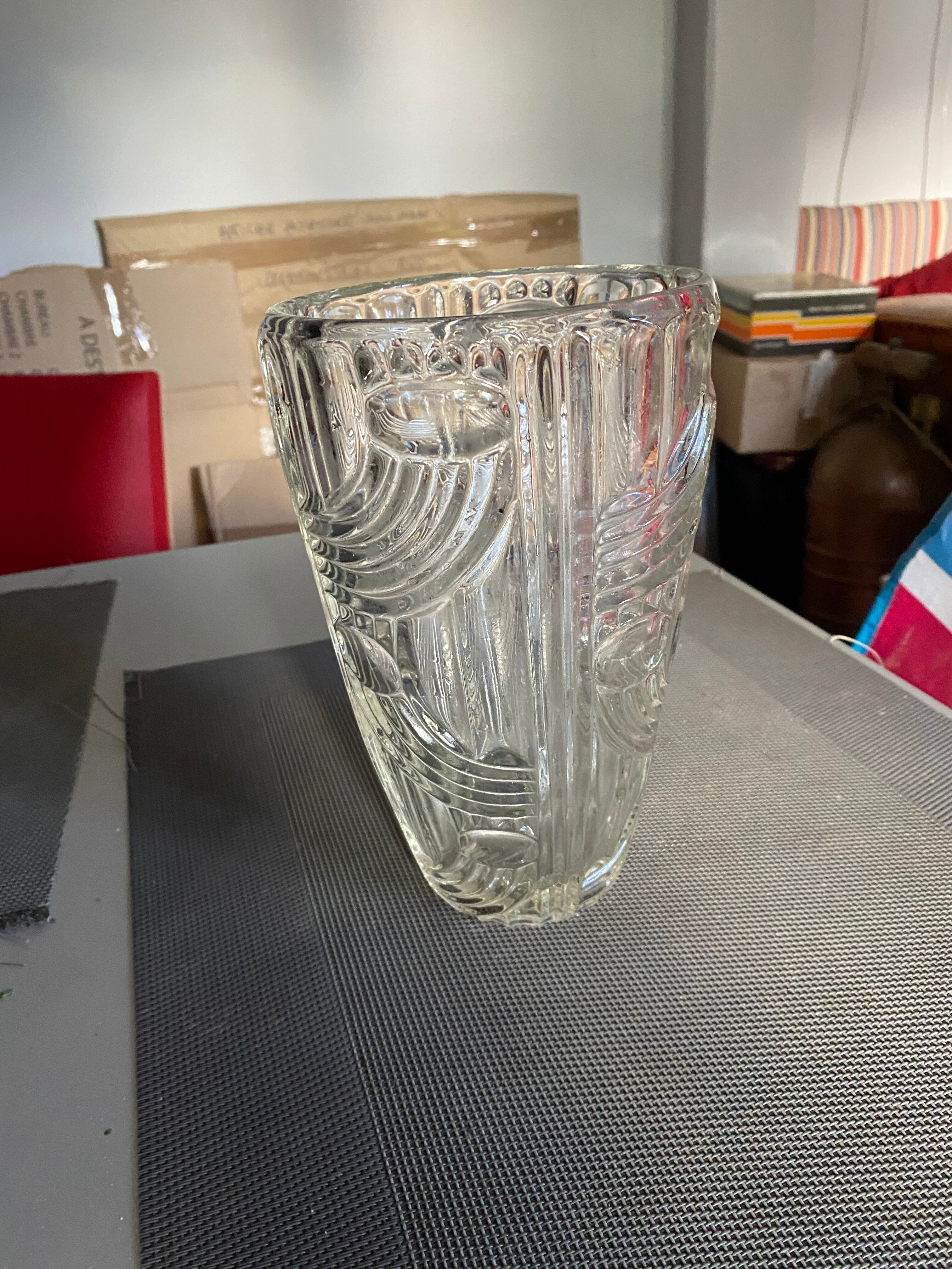 Verre sculpté art déco