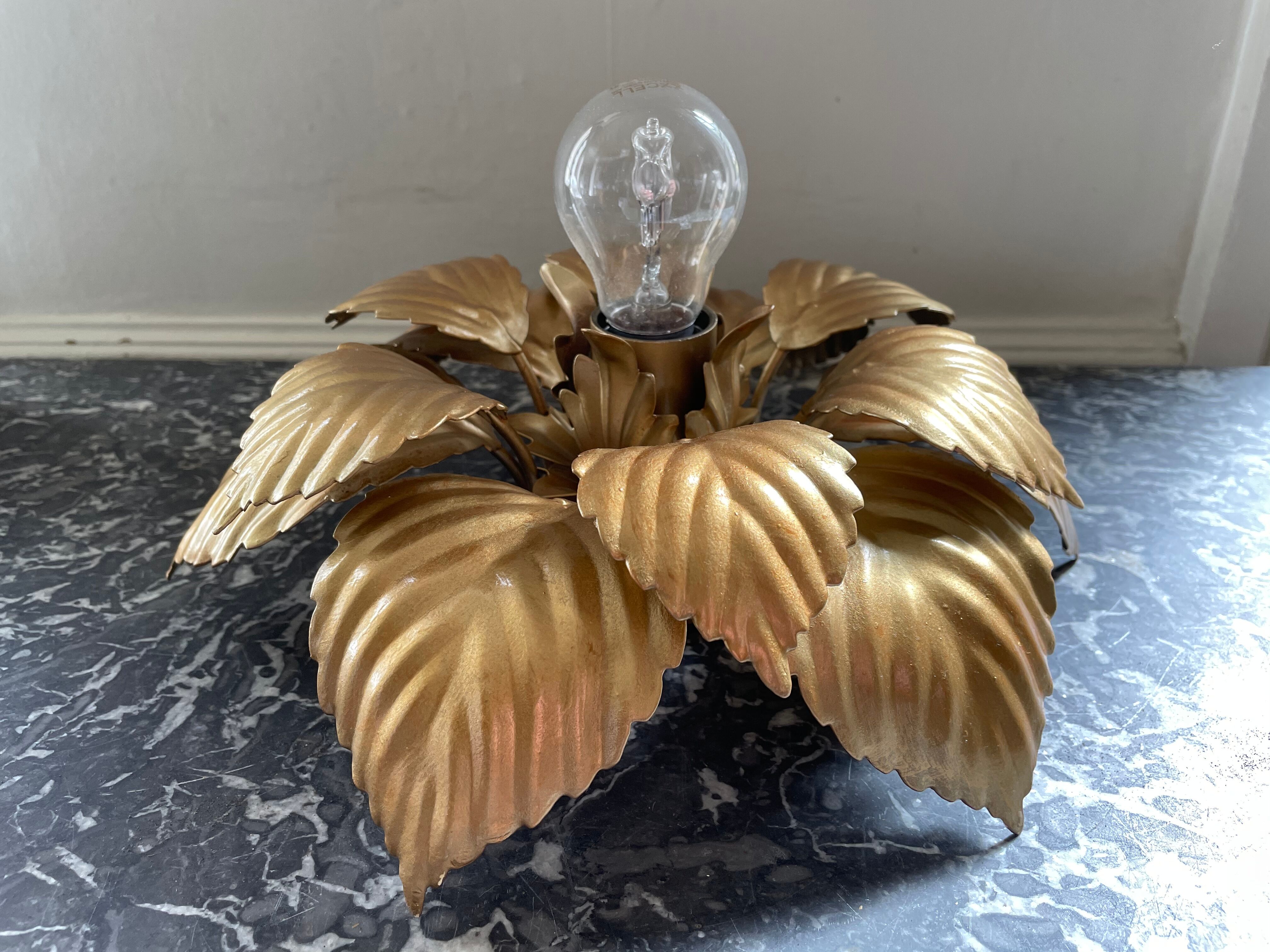 Wall light golden flower