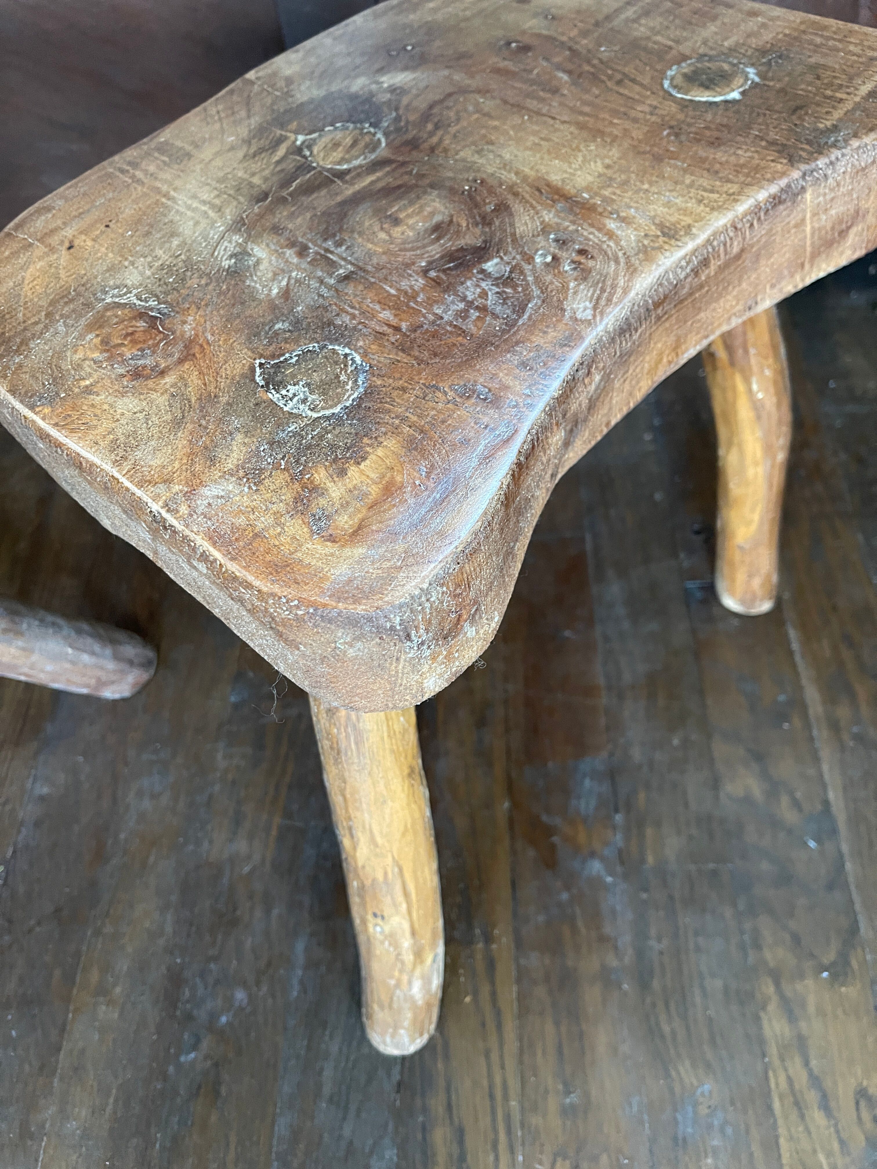 Ensemble table basse et tabourets brutaliste campagne