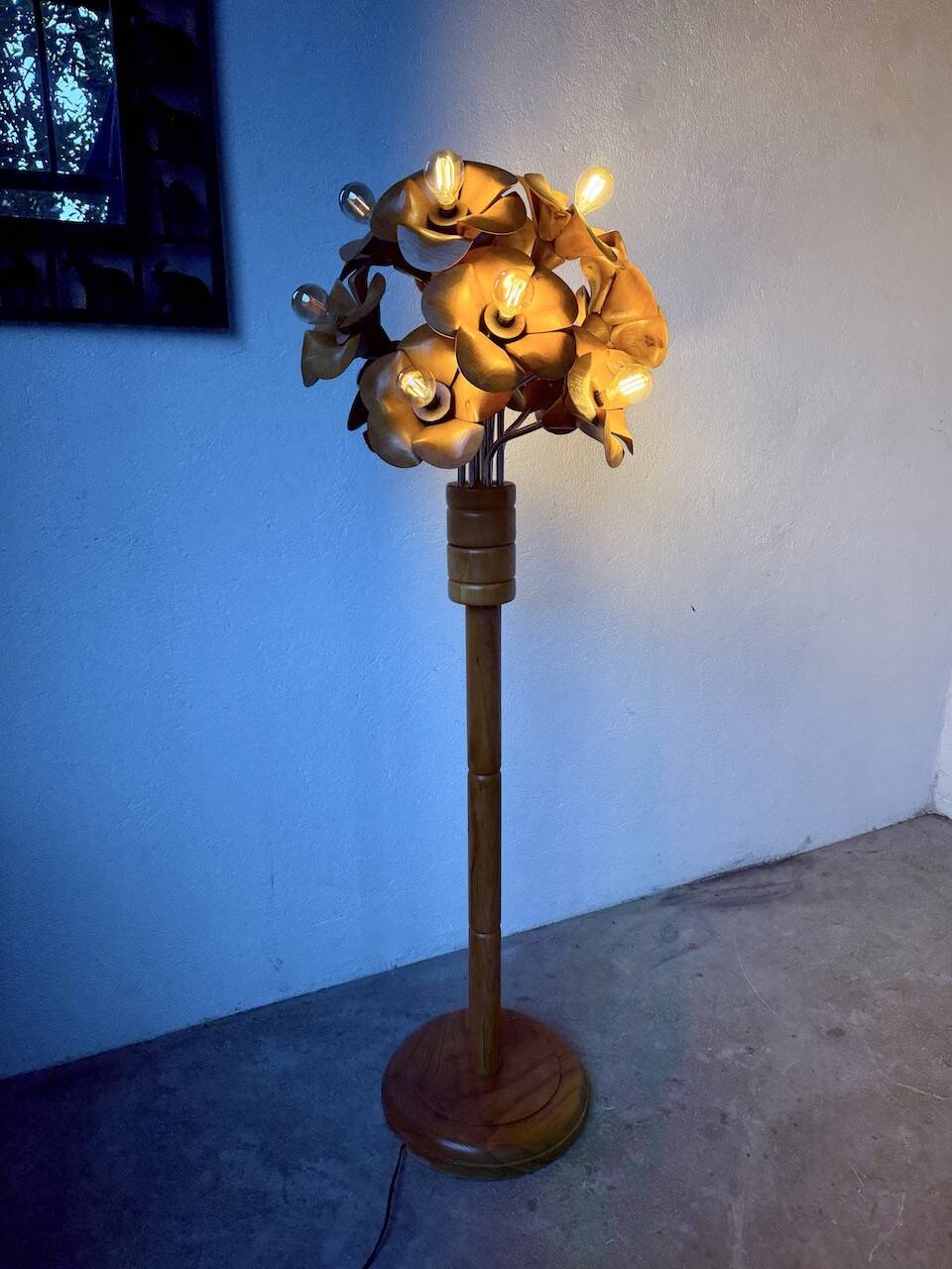 Ornamental floor lamp with "flower" patterns from the 1970s.