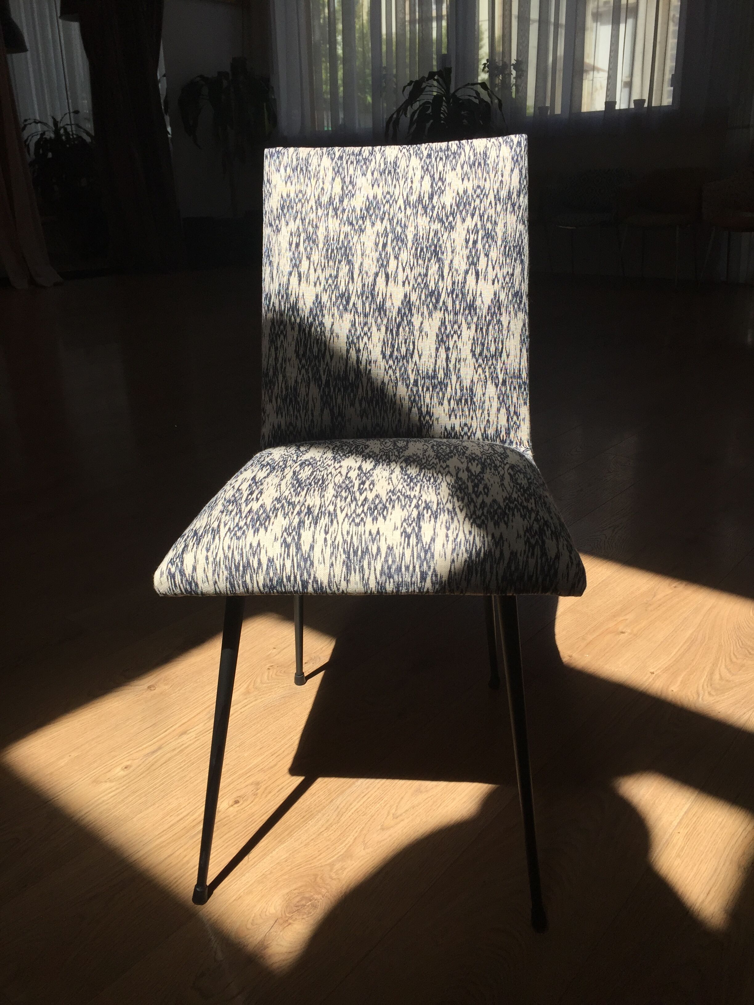Trio of chairs from the years 70 completely renovated