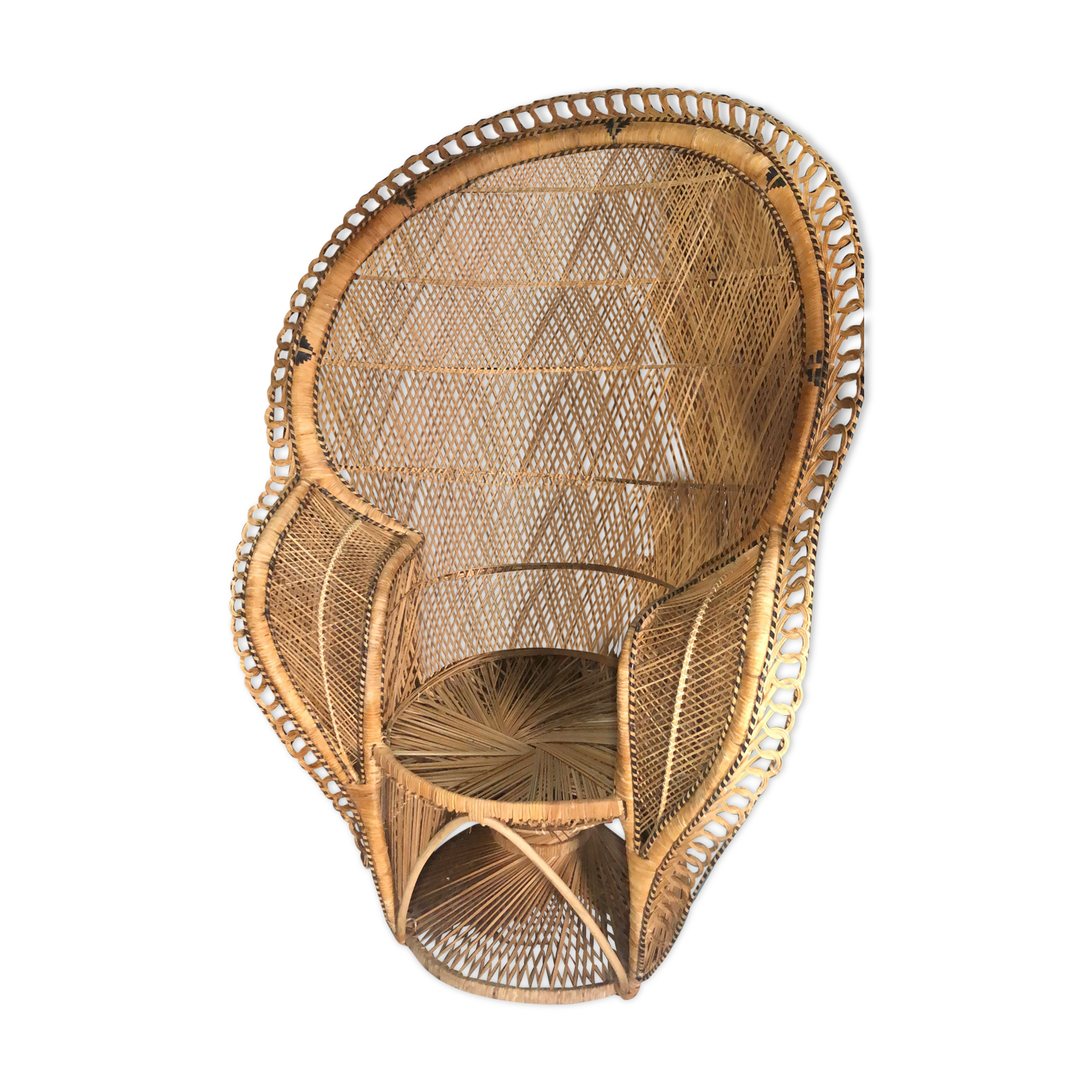 Vintage rattan armchair Emmanuelle