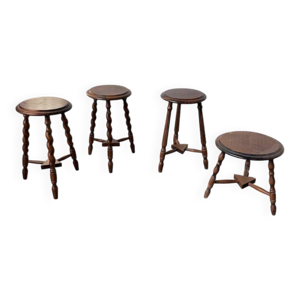 4 tabourets en chêne