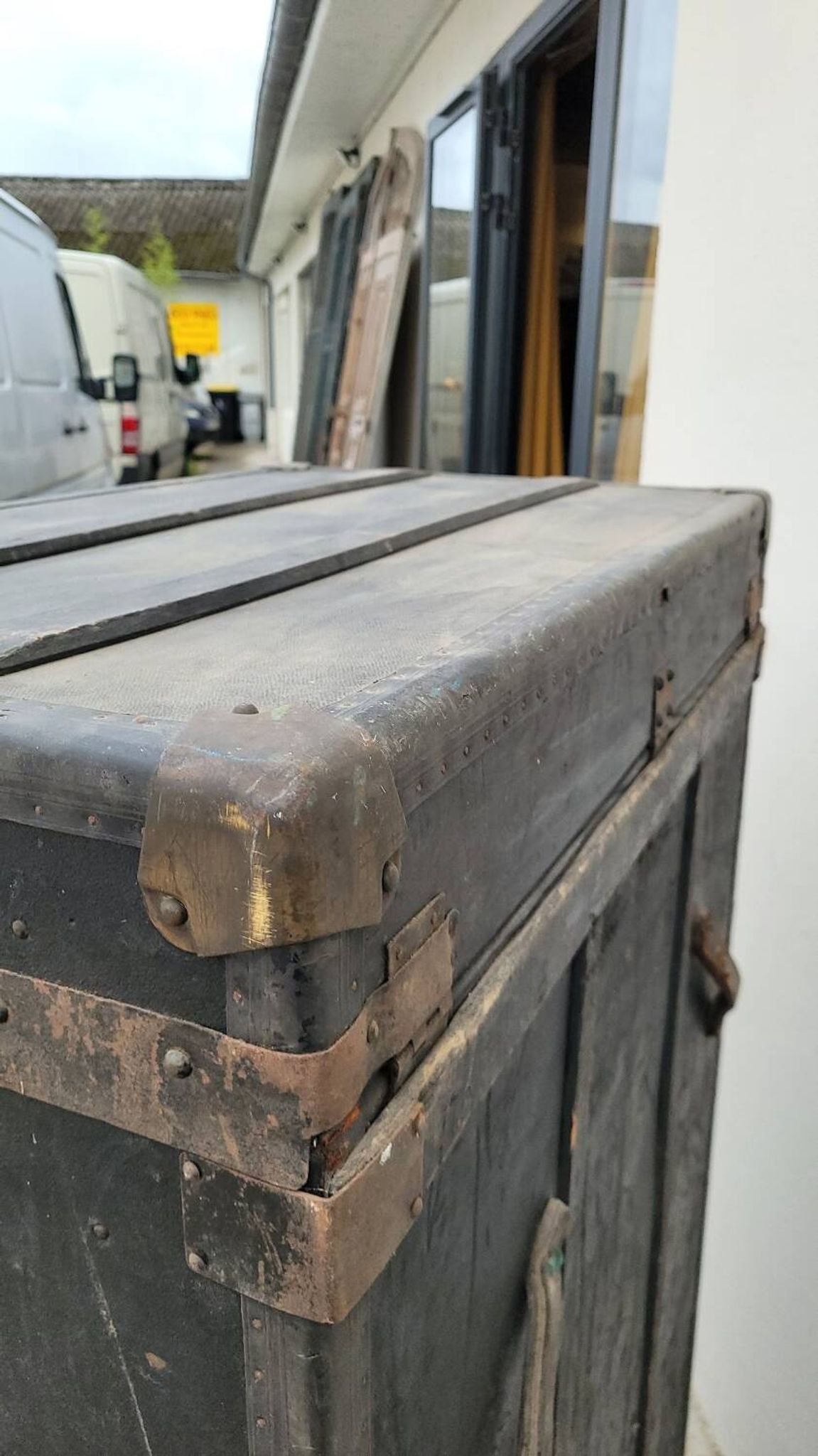 Cabin trunk from the brand "La Malle Bernard" Paris - 1900s