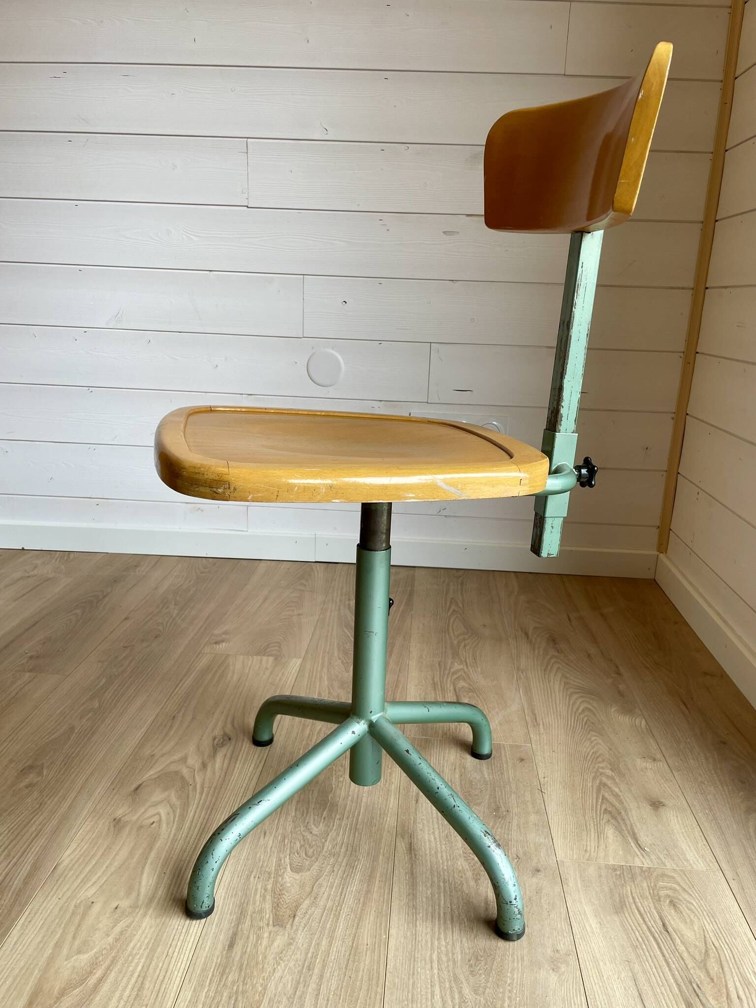 Vintage Stella 1950 school desk and swivel chair set
