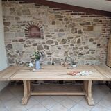 Farmhouse table