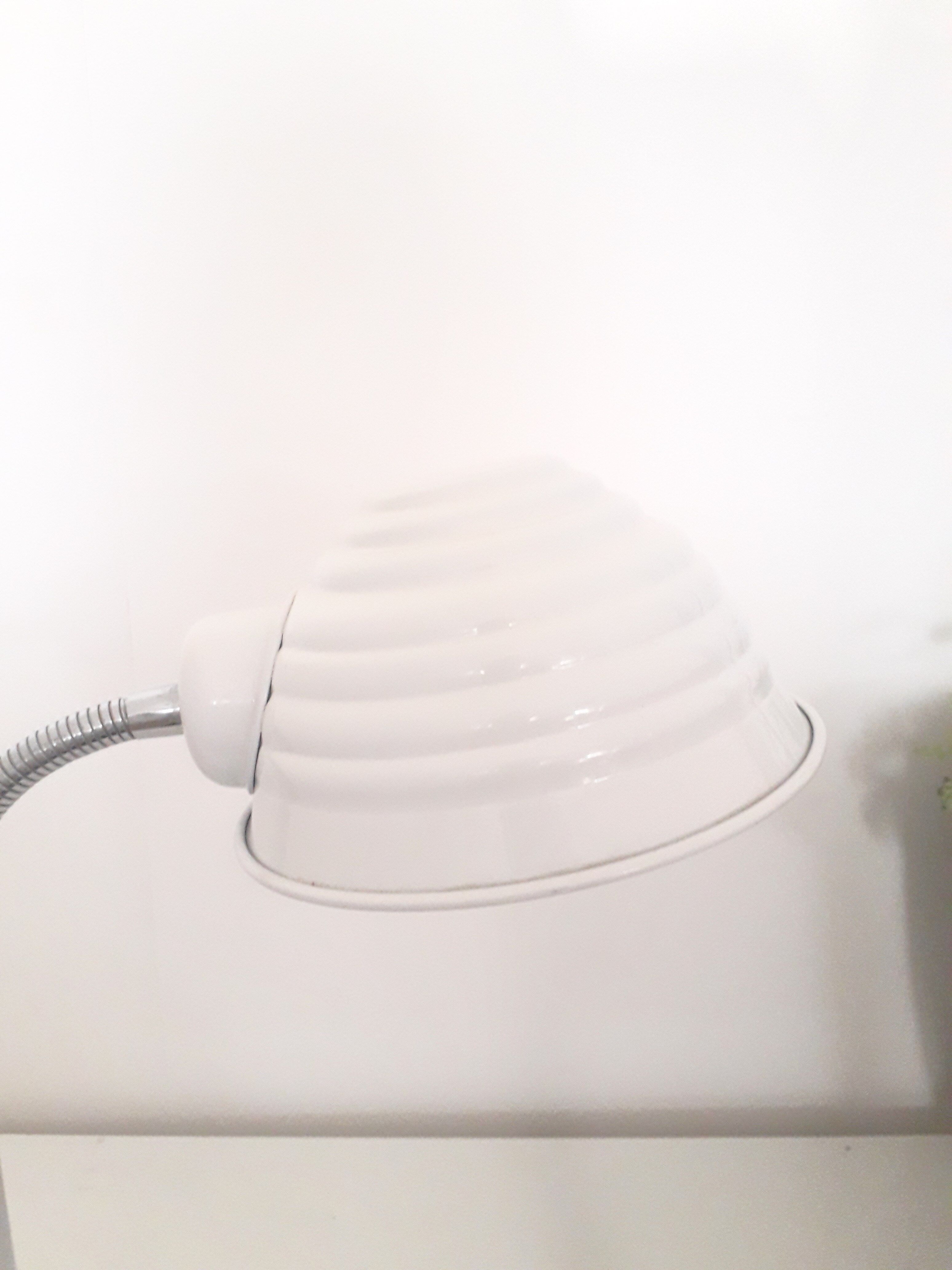 Vintage desk lamp - white lacquered metal - 1980