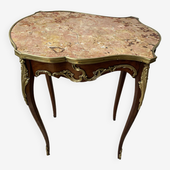 Table rognon Napoleon III de style Louis XV dessus marbre