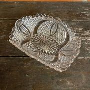 Vintage Geometric Shaped Moulded Glass Pocket Video #D550