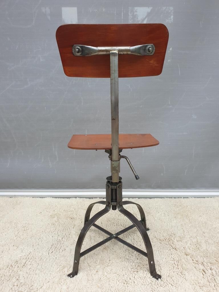 Chaise d'atelier Bienaise