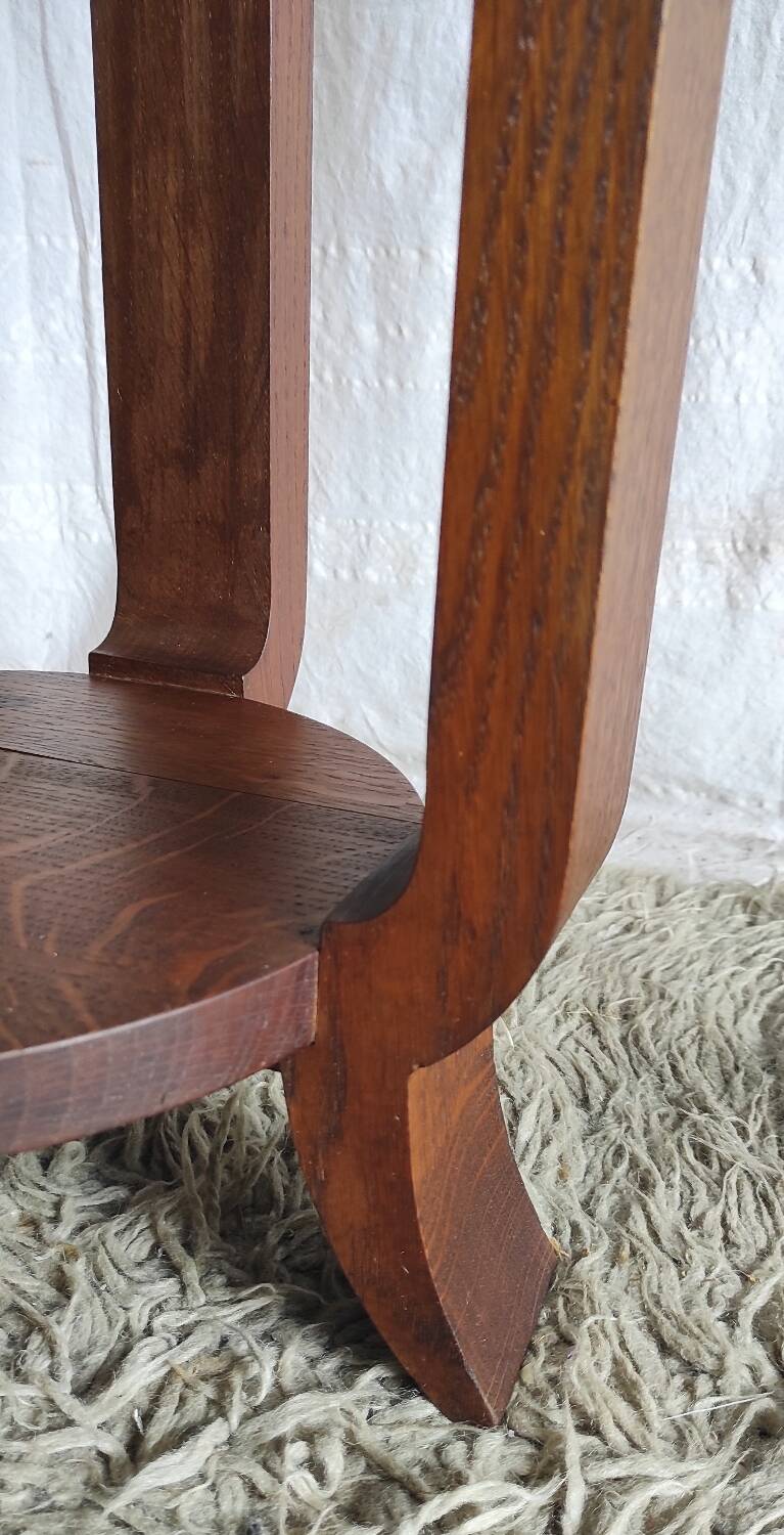 Art Deco pedestal table in solid oak - mid. 20th century