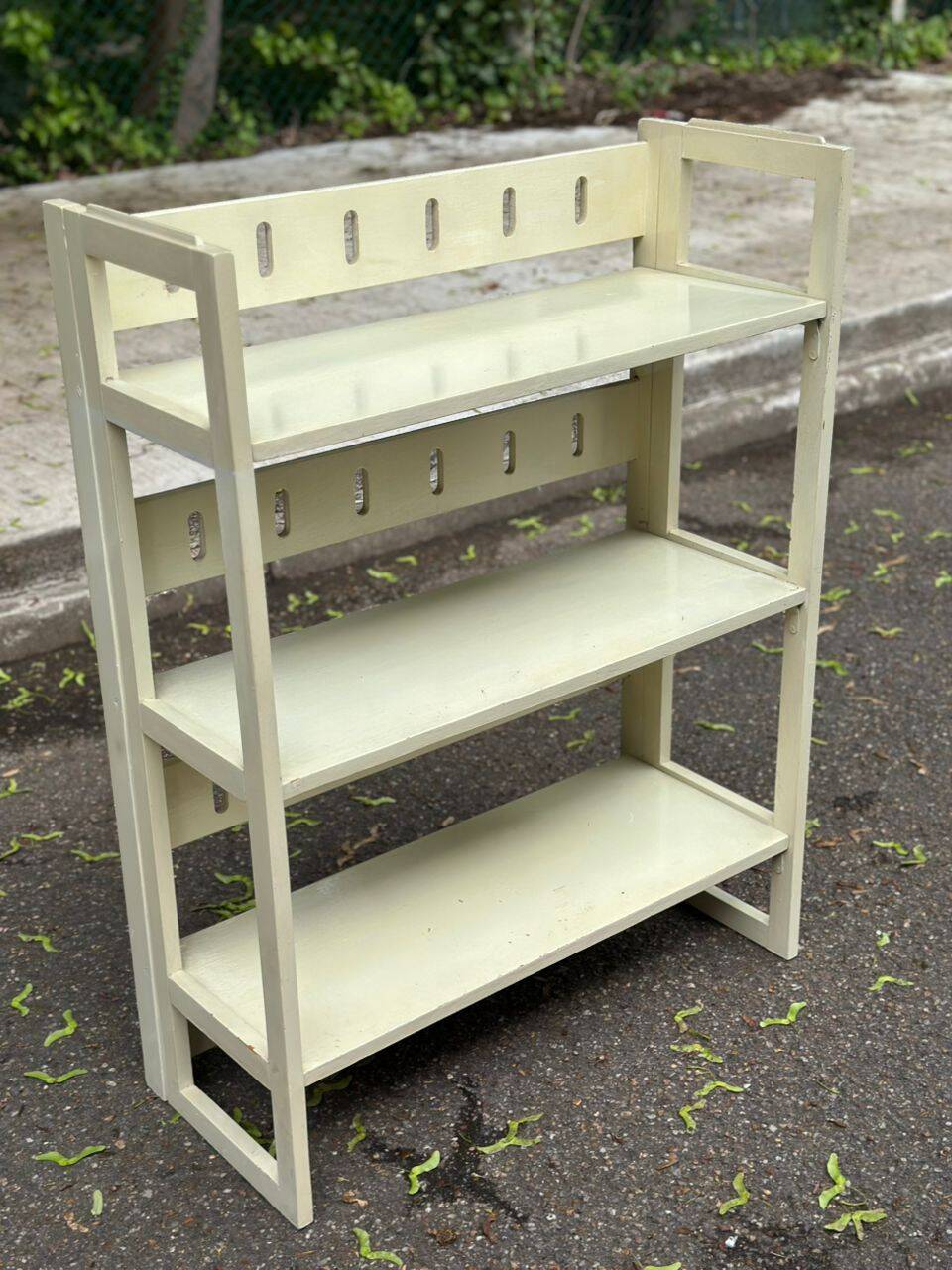 Vintage foldable wooden shelf from the 1980s.