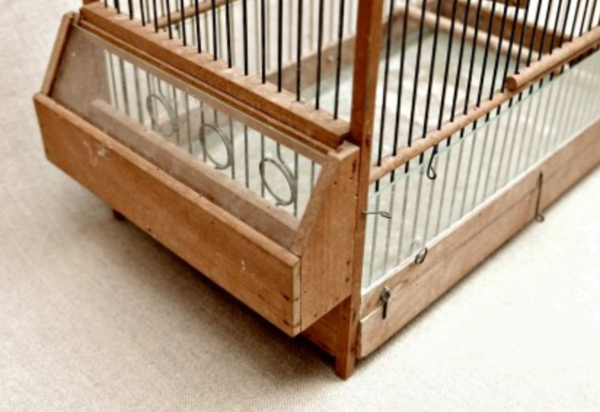 Cage ancienne en bois