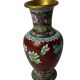 Chine, vase en cloisonné chrysanthèmes début XXème