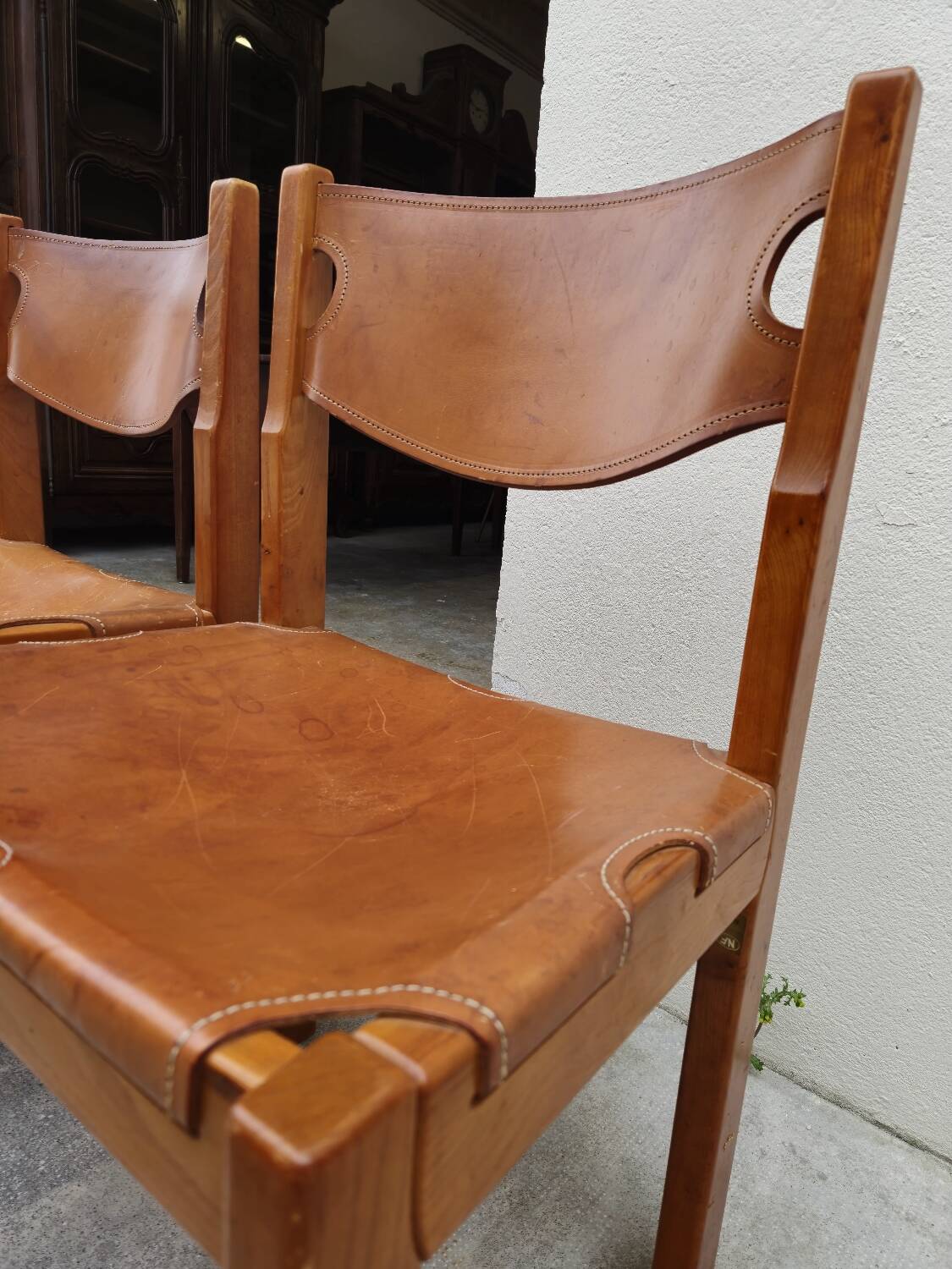 Dining room set table and 6 chairs Maison Regain in Elm