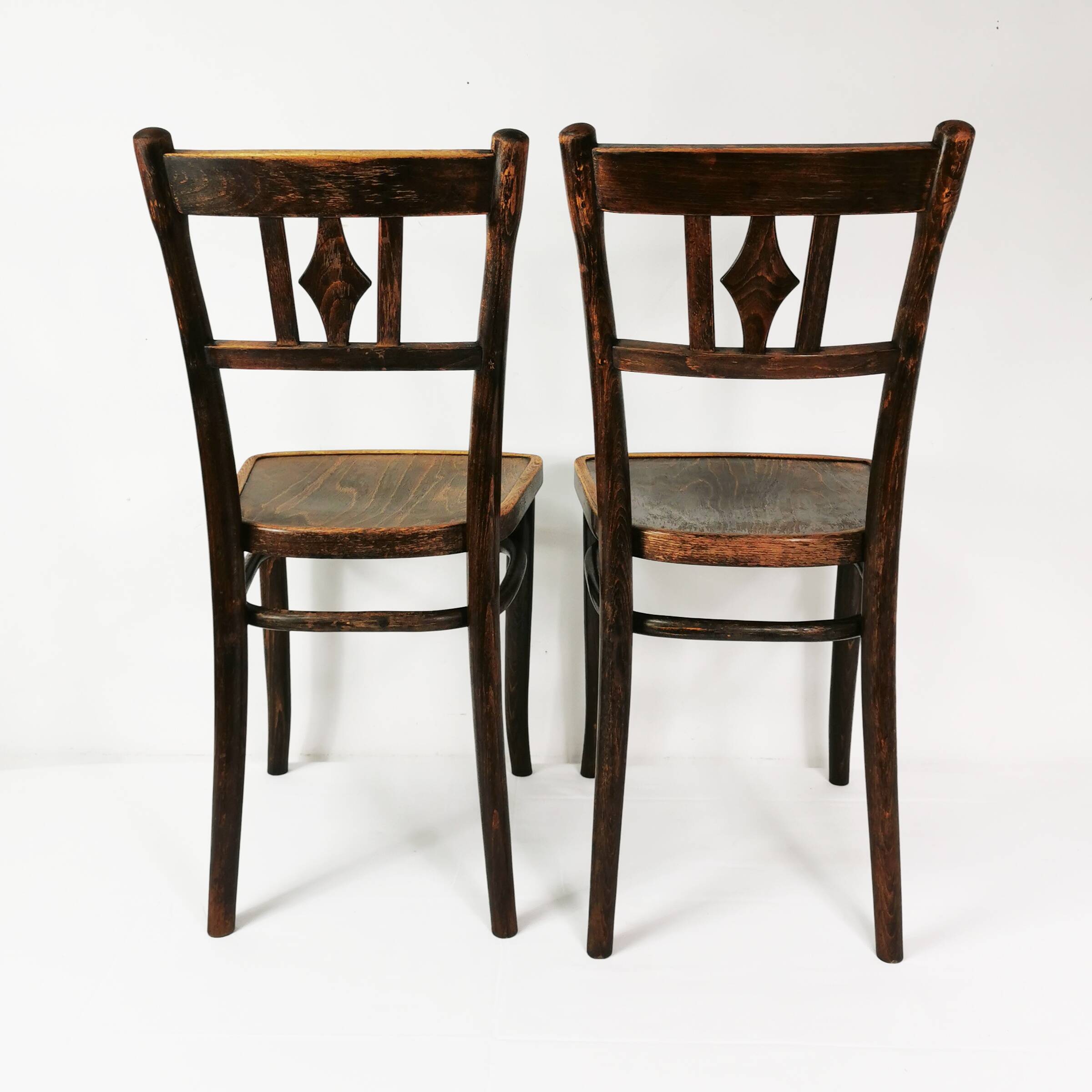 Pair of wooden Art Deco chairs, Thonet, Germany, 1930s.