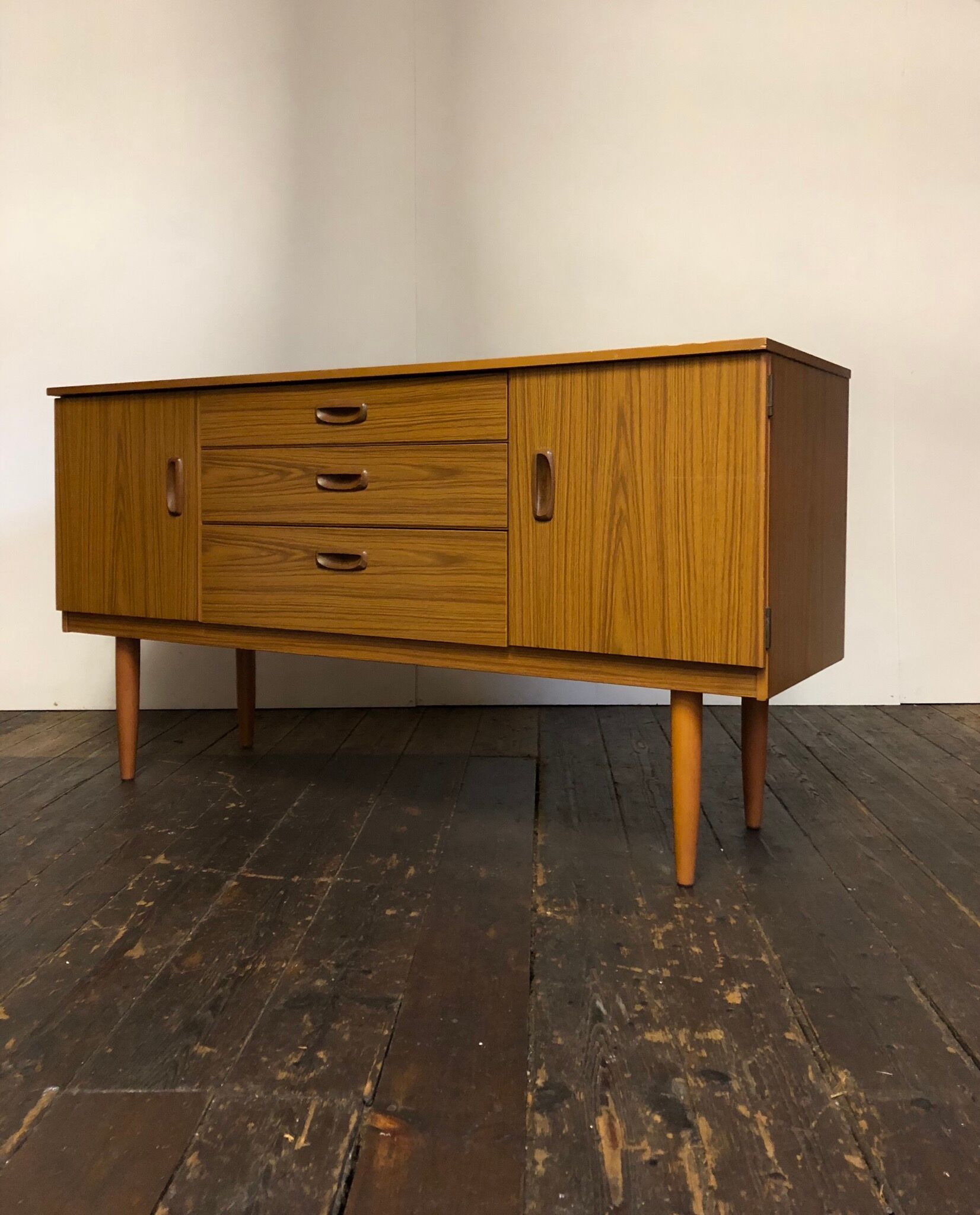 Vtg Mid Century Sideboard Danish Scandinavian Design Retro 70s Teak Drawers