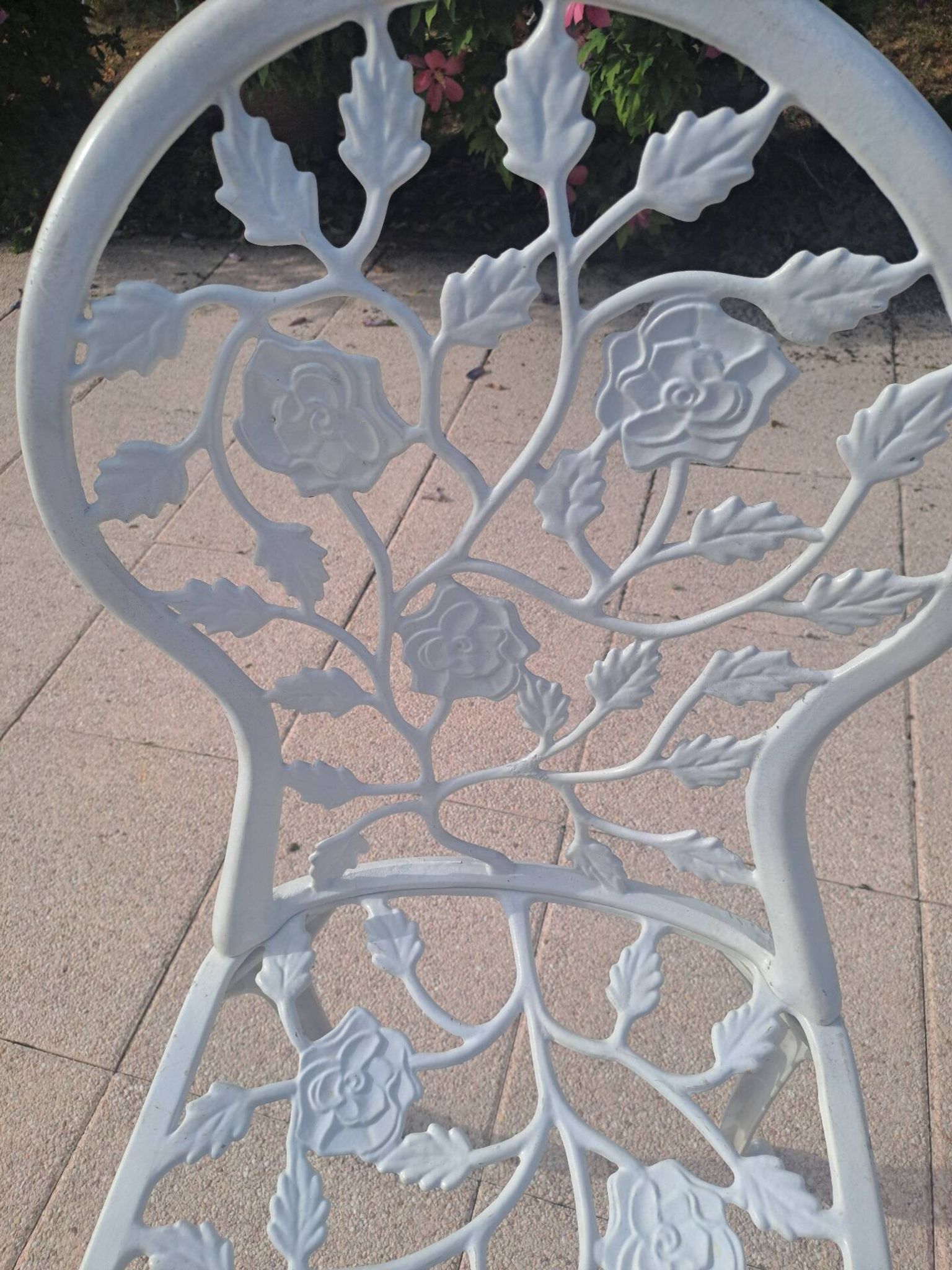 Aluminium cast chair