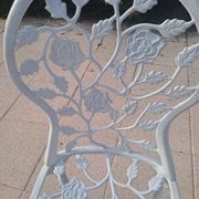 Aluminium cast chair