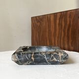 Square ashtray in veined black Italian marble.