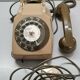 Téléphone marron à cadran vintage  Socotel S63